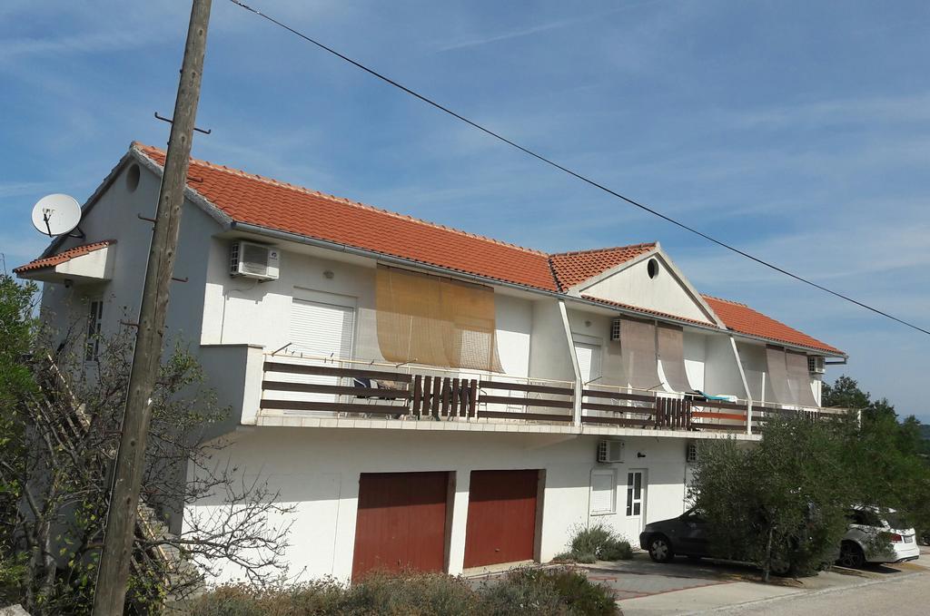 Apartments Irena Božava المظهر الخارجي الصورة